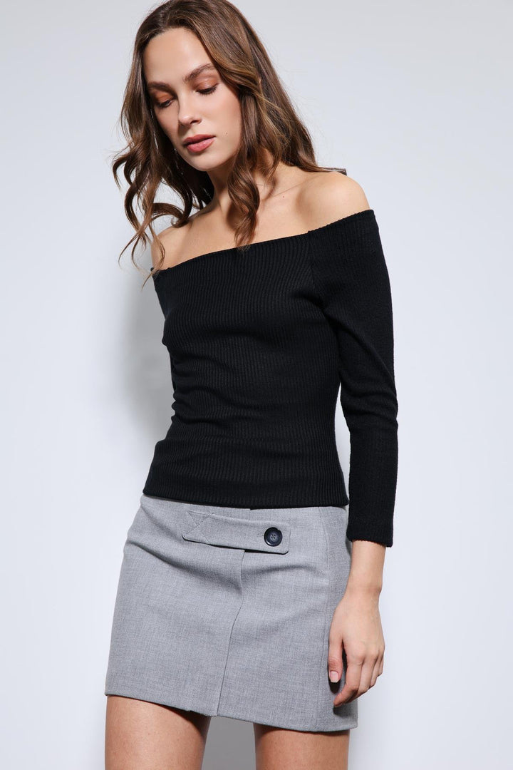 ANT Antioch Black Open Shoulder Detail Top - Don Benito