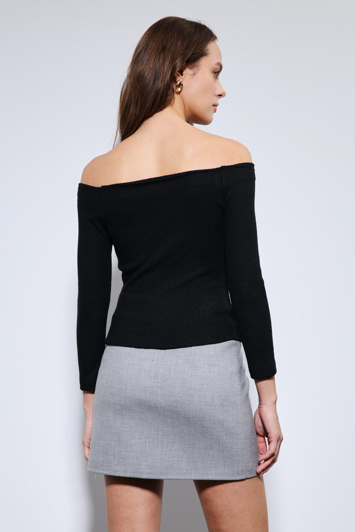 ANT Antioch Black Open Shoulder Detail Top - Don Benito