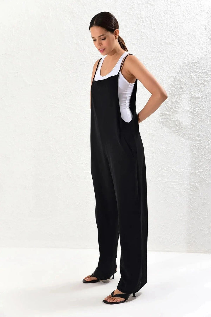 Black Strappy Double Pocket Maxi Length Comfortable Cut Jumpsuit BCBSK-25700-K5448 - Billerica