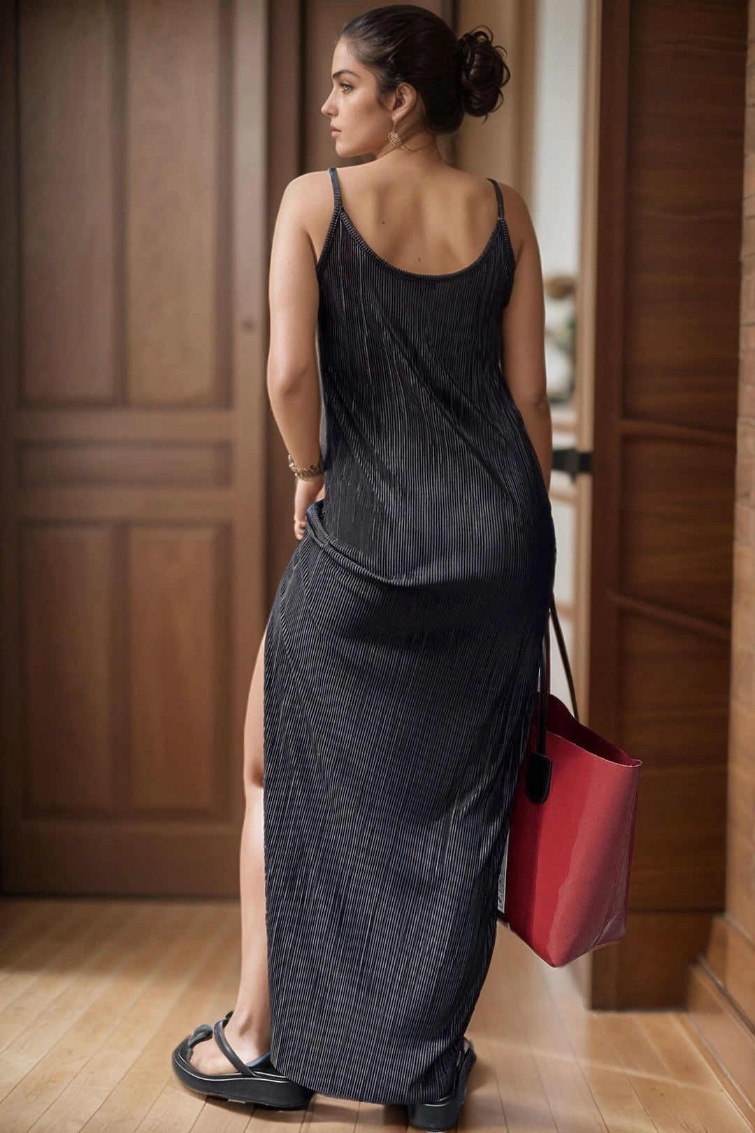 Black Strappy Side Slit Pleated Maxi Dress BCBSK-25700-3609 - Lysychansk