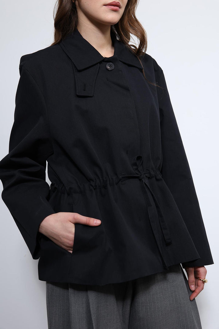 ANT Antioch Siyah Ayarlanabilir Bele Sahip Kısa Trençkot - Ajax