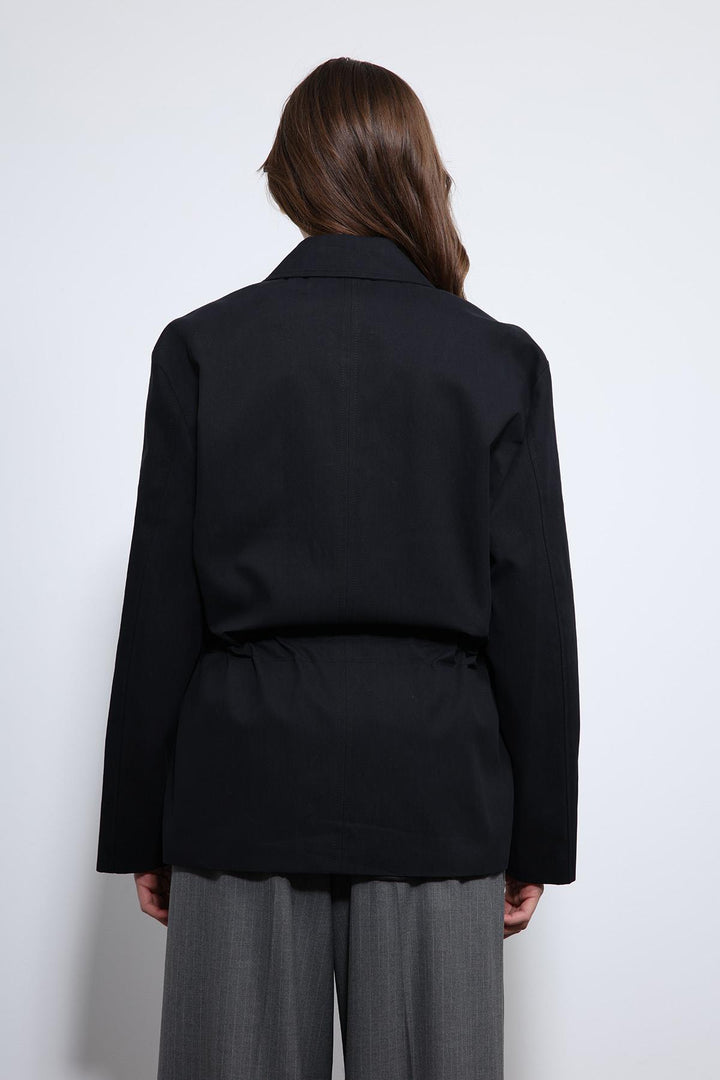 ANT Antioch Siyah Ayarlanabilir Bele Sahip Kısa Trençkot - Ajax