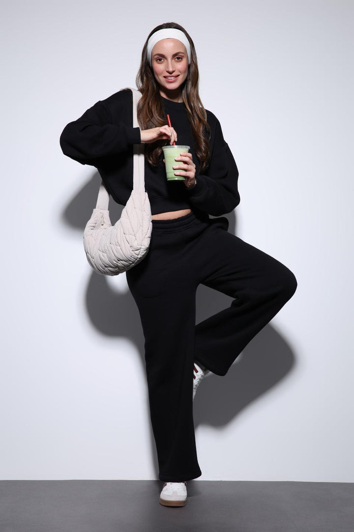 ANT Antioch Black Basic Women's Sweatshirt - Halberstadt