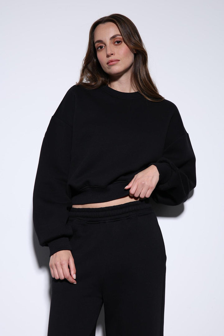 ANT Antioch Black Basic Women's Sweatshirt - Halberstadt