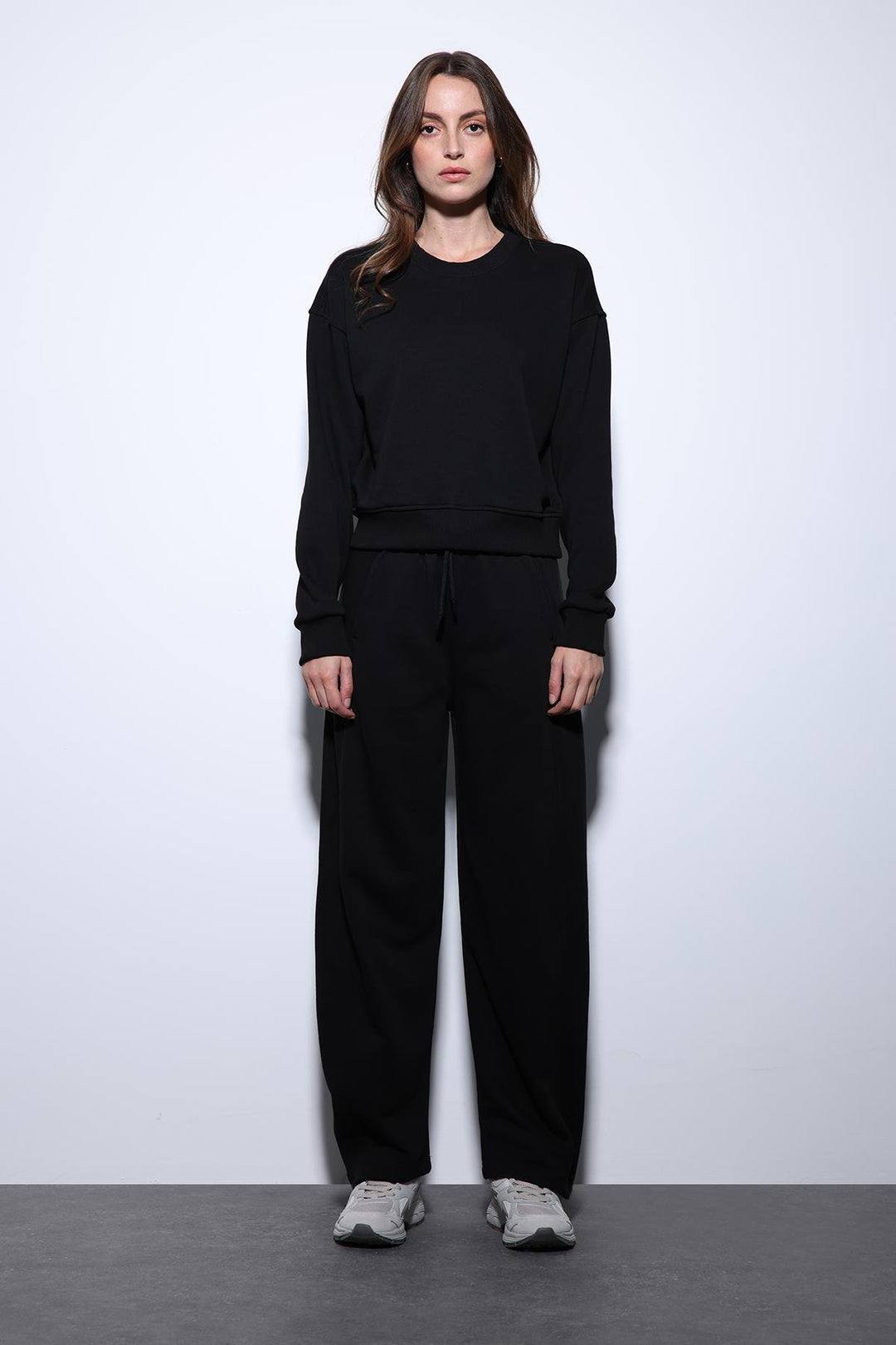 ANT Antioch Black Basic Women's Sweatshirt - Elk Grove