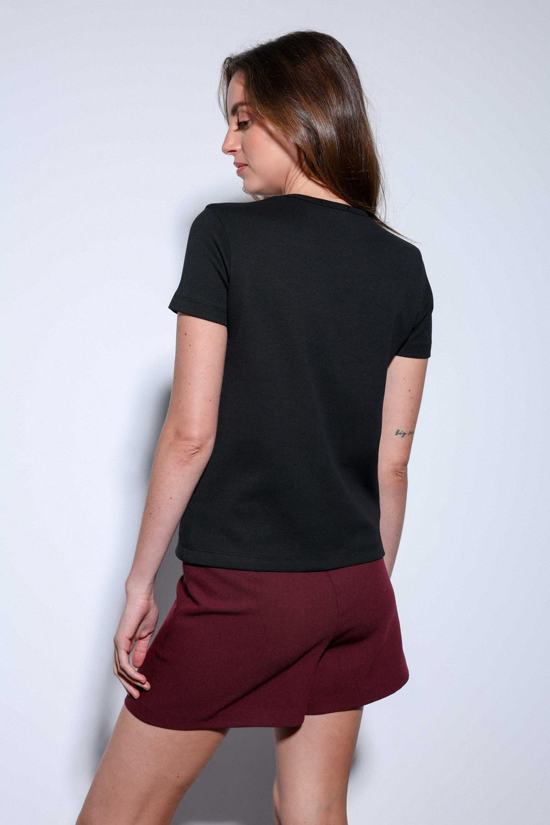 ANT Antioch Black Basic Women's T-Shirt - Hoddesdon