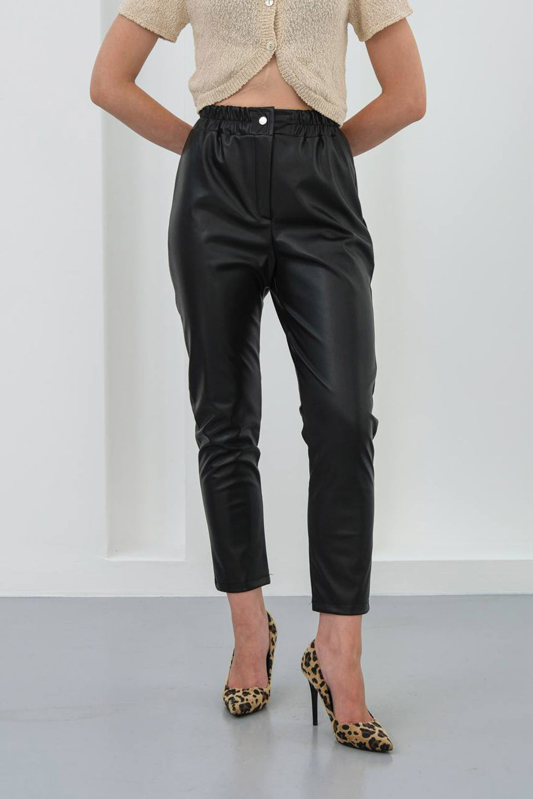 Black High Waist Elastic Faux Leather Pants BCHN-25W26637 - Skokie