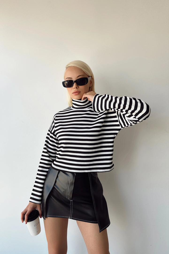 Black and White Fisherman Collar Striped Knit Blouse BCDF-231022 - Melchor Ocampo
