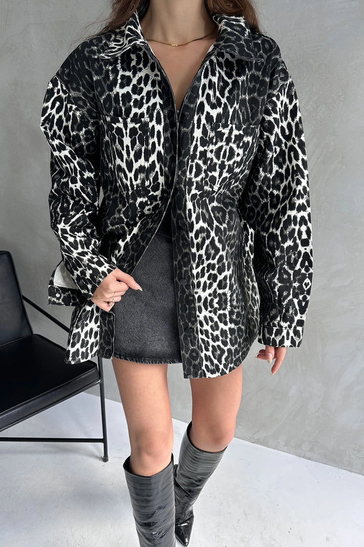 Black and White Leopard Print Double Pocket Oversized Denim Shirt Jacket BCDF-245417 - Grand Junction