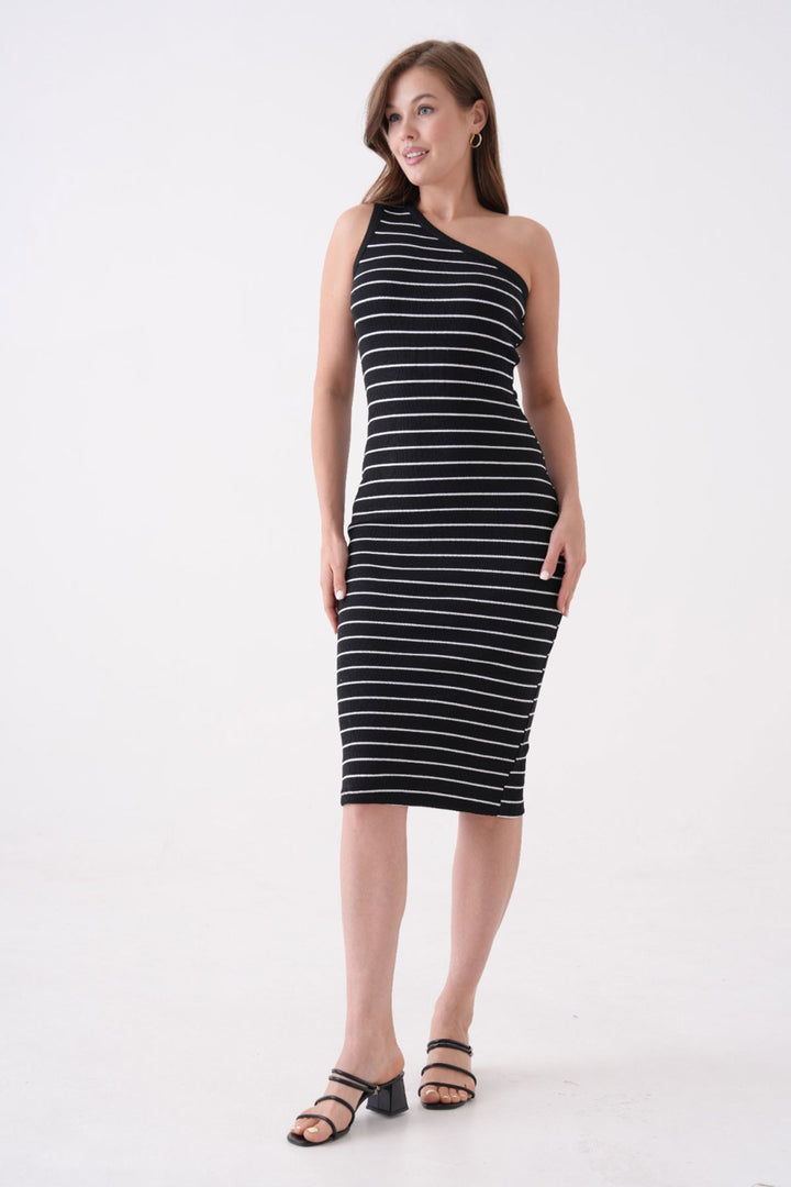Black and White One Shoulder Bodycon Knit Dress BCPK-2510004 BCPK-2510004 - Cuautitlán