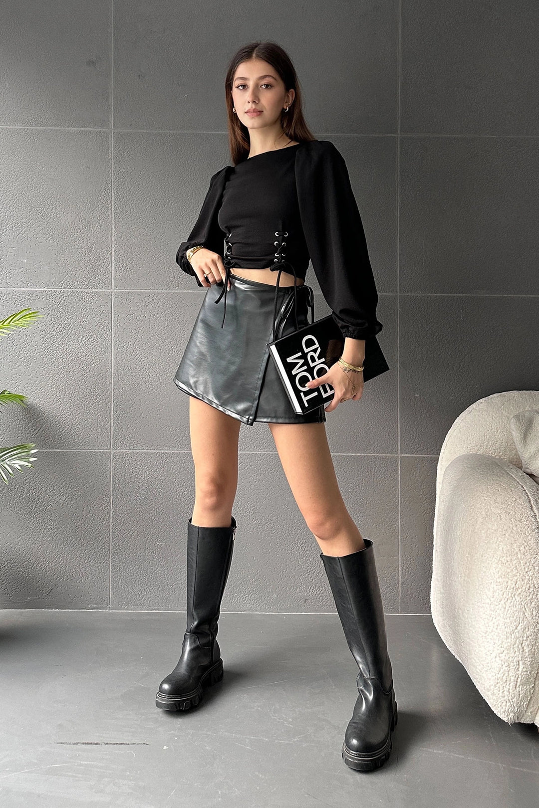 Black Bicycle Collar Balloon Sleeve Keyhole Detailed Crop Blouse BCDF-231015 - Cookeville