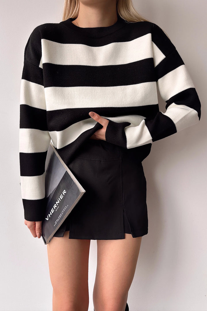 Black Bicycle Neck Striped Soft Textured Basic Knit Sweater BC231035 - Vicenza