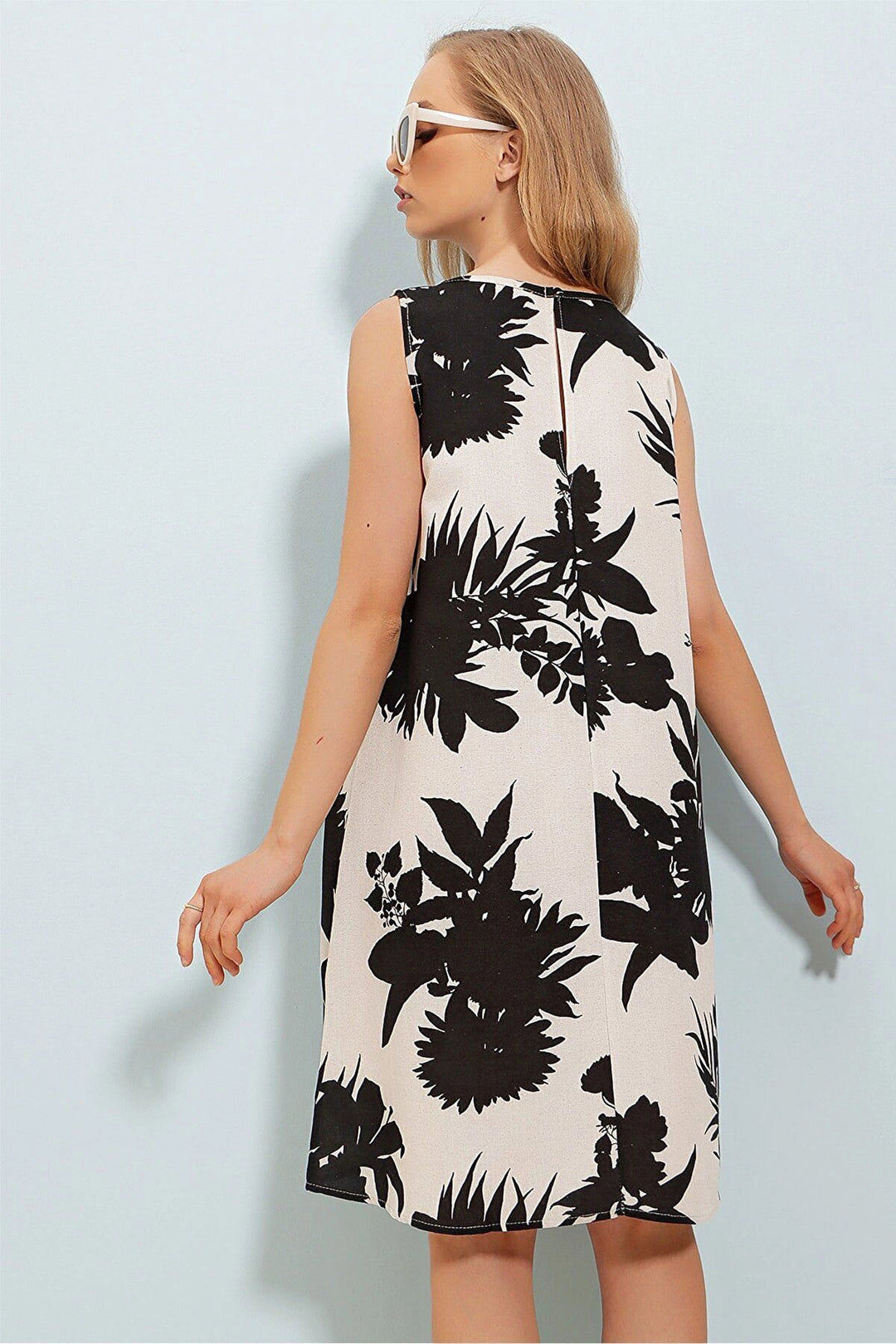 Black Bicycle Collar Patterned Dress BCBSK-25700-K7173 - Abertawe