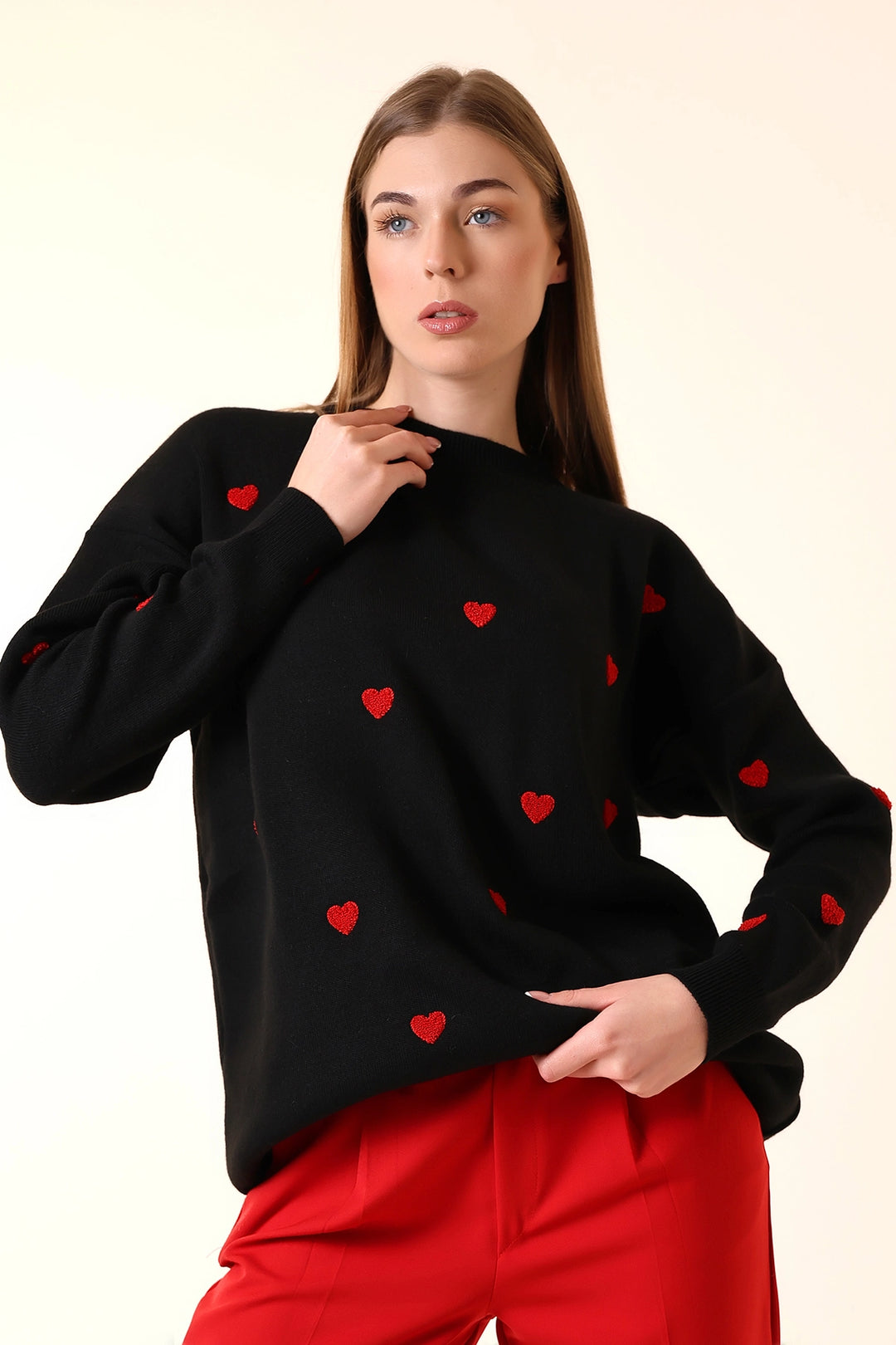Black Bicycle Collar Heart Patterned Winter Sweater BCVL-T243150 - Vushtrri