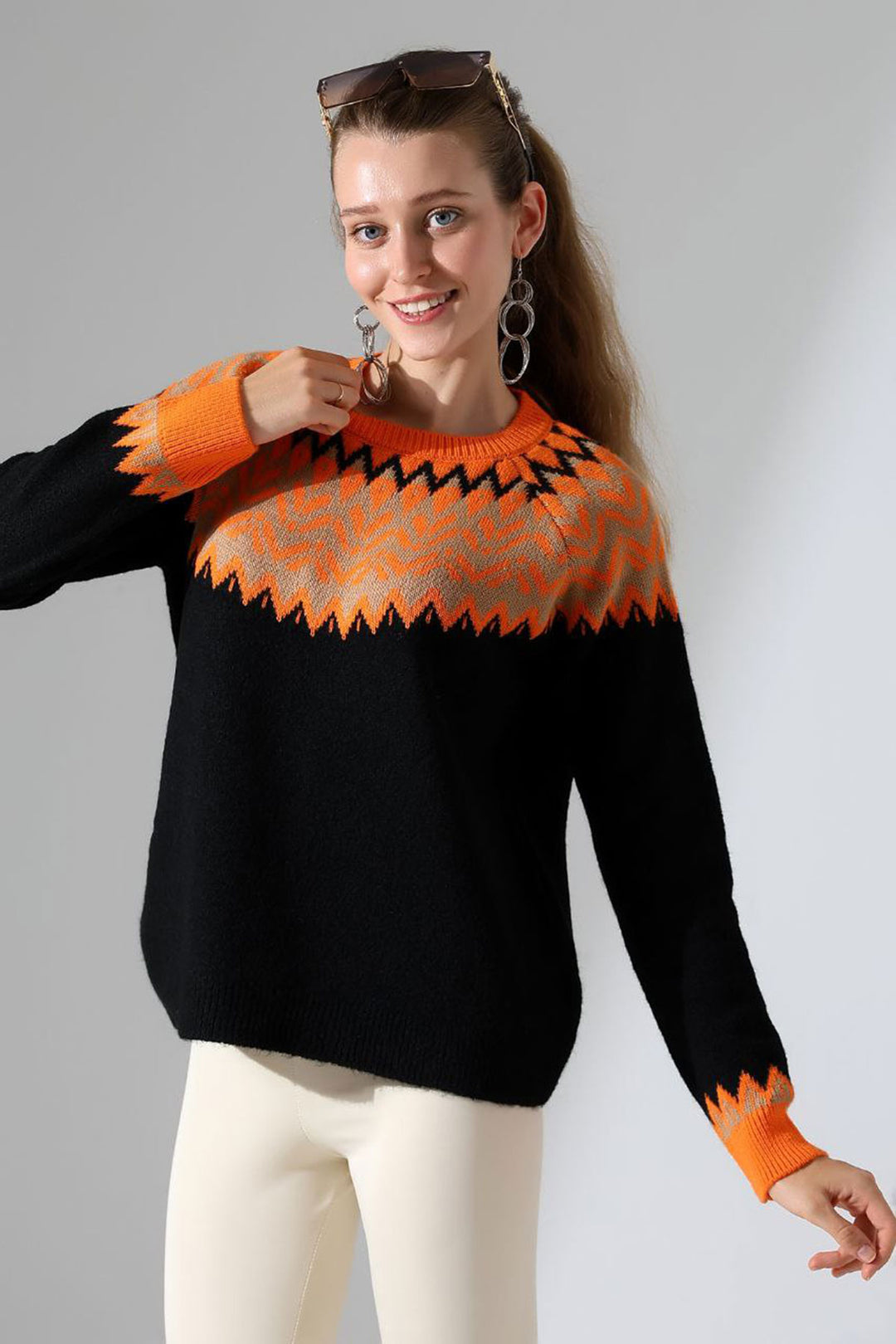 Black Bicycle Collar Snow Patterned Sweater BCES-252028 - Lauderhill