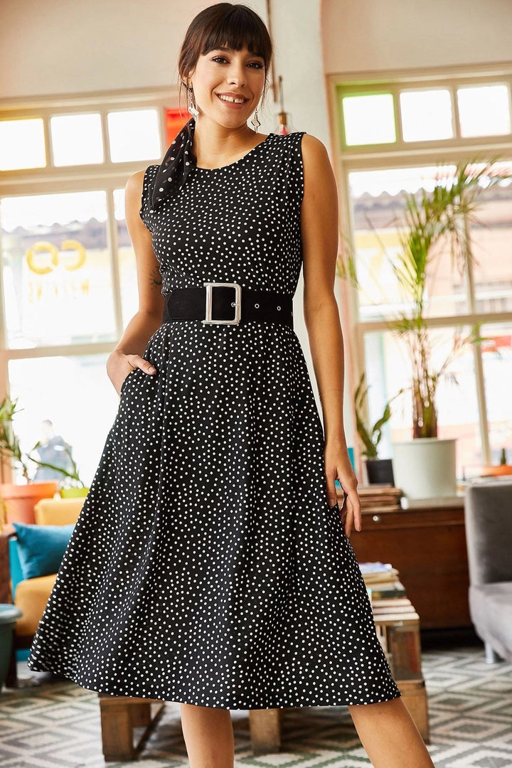 Black Bicycle Collar Sleeveless Dress BCBSK-25700-K6260 - Córdoba