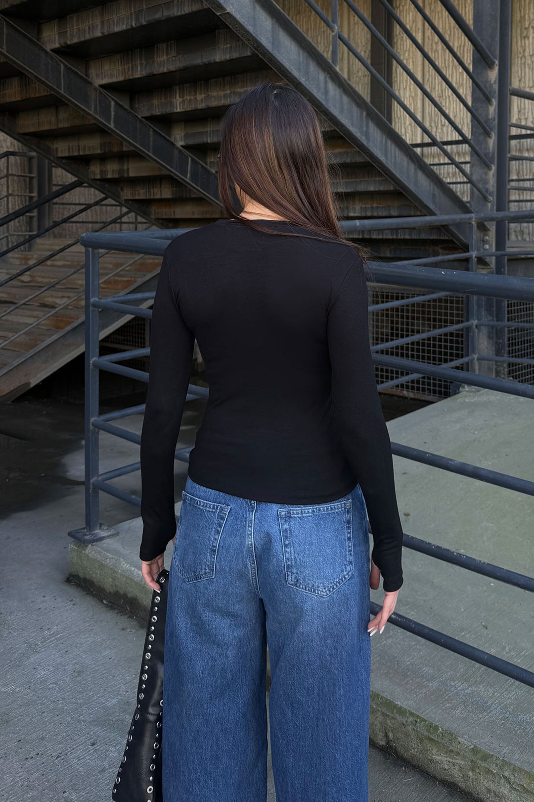 Black Bicycle Collar Finger Detailed Ultra Soft Fabric Blouse BCDF-25B0001 - Rheden