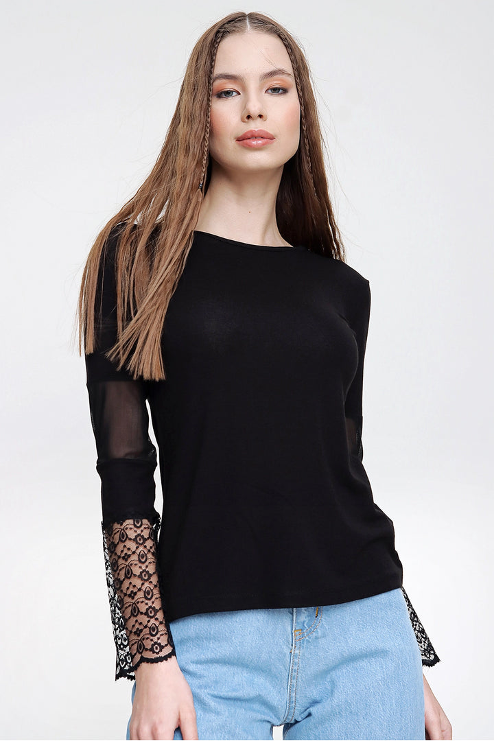 Black Bicycle Collar Tulle Detailed Blouse BCBSK-25700-T4008120 - Sherbrooke
