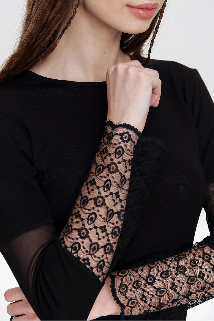 Black Bicycle Collar Tulle Detailed Blouse BCBSK-25700-T4008120 - Sherbrooke