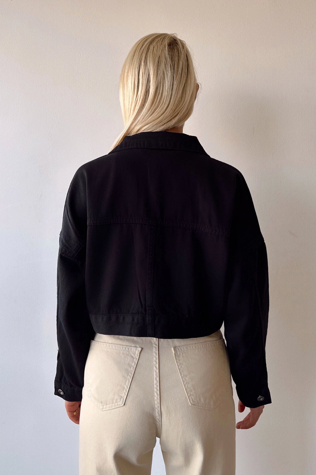 Black Double Pocket Zip Washed Crop Denim Jacket BCDF-235410 - Vigo