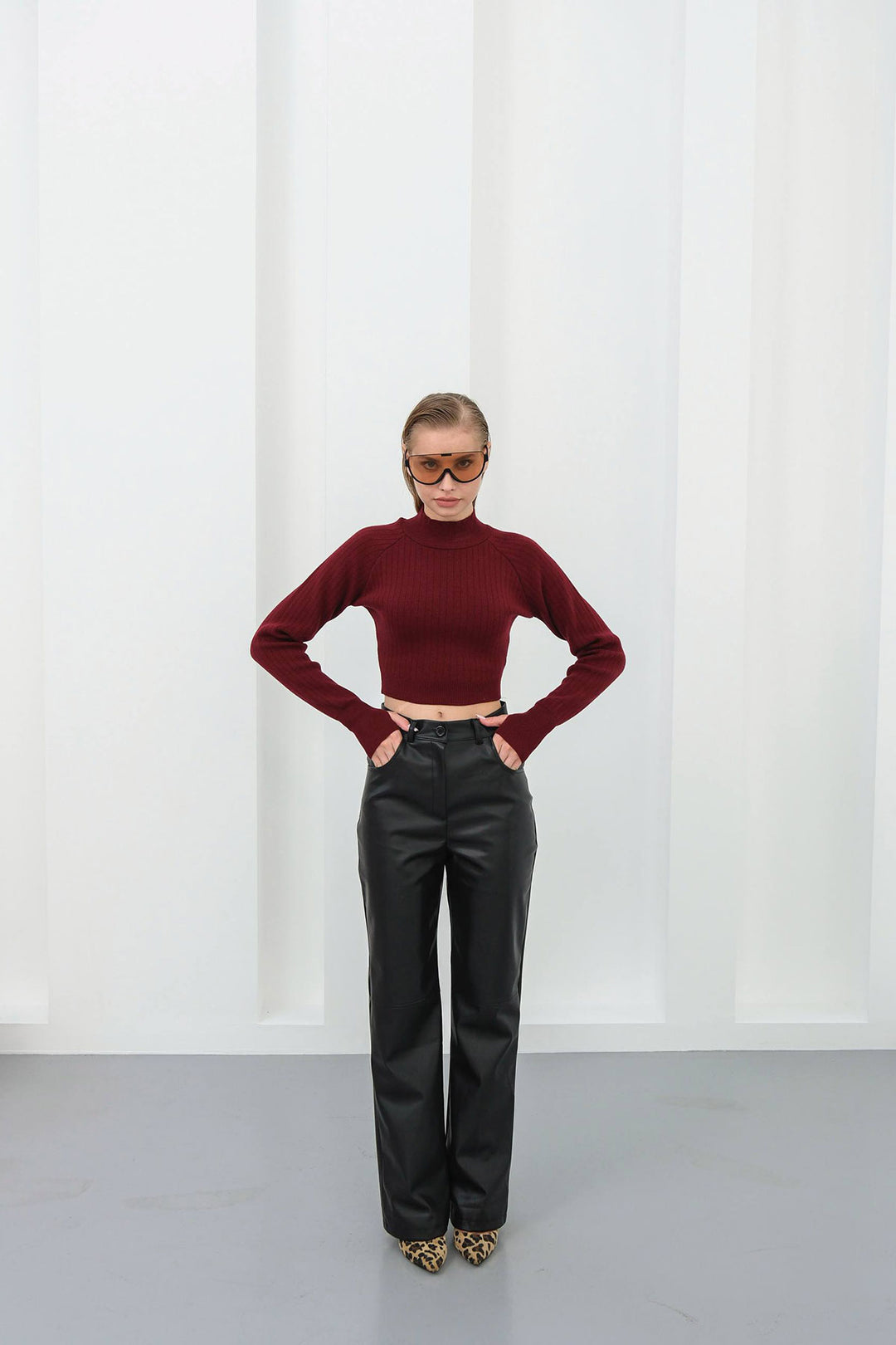 Black Double Pocket Slim Fit Faux Leather Pants BCHN-25267542 - Santa María Atzompa
