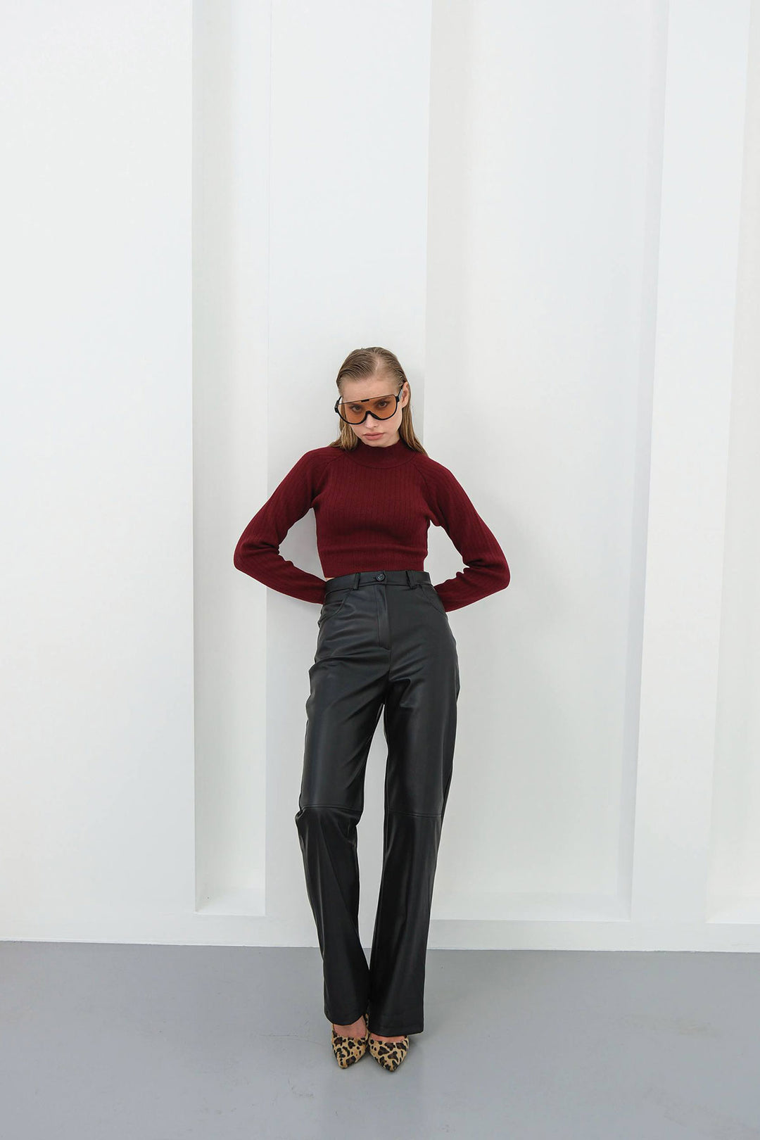 Black Double Pocket Slim Fit Faux Leather Pants BCHN-25267542 - Santa María Atzompa