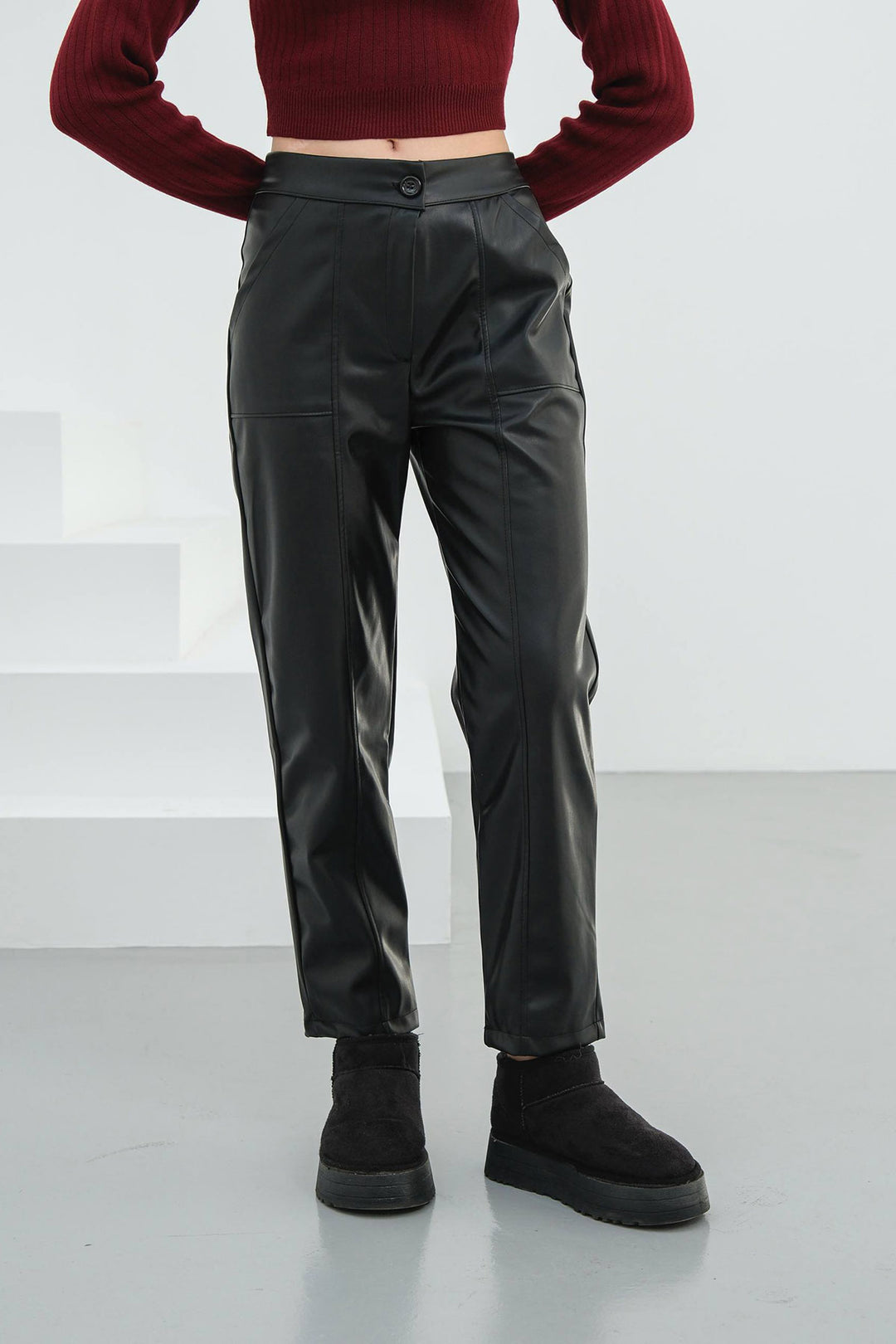 Black Double Pocket Front Stitch Detail Faux Leather Pants BCHN-25265098 - Burjasot