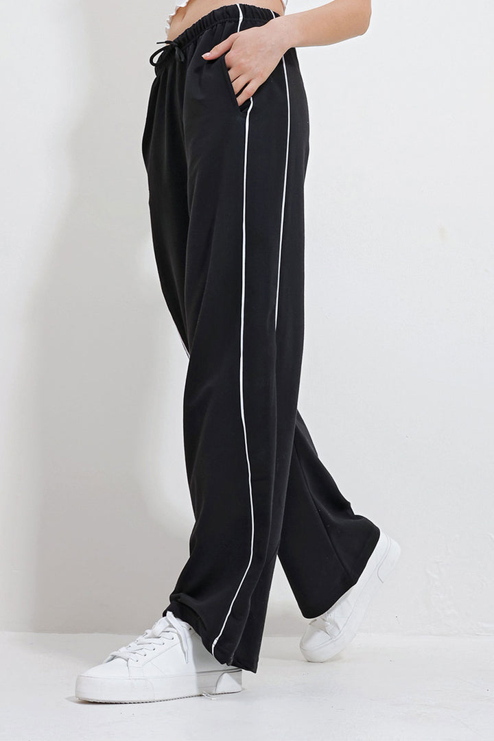 Black Double Pocket Flared Sweatpants with Piping on the Sides BCHYL-251216 - Shakhtarsk