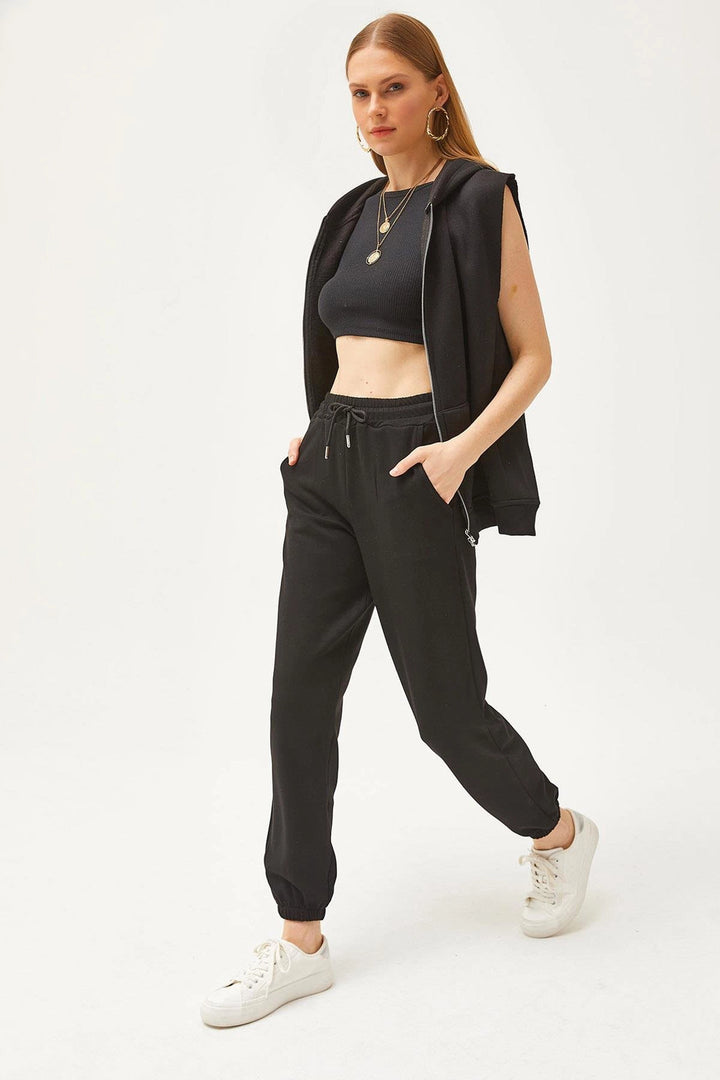 Black Double Pocket Soft Textured Modal Cuffed Elastic Jogger Sweatpants BC241146 - Rezé