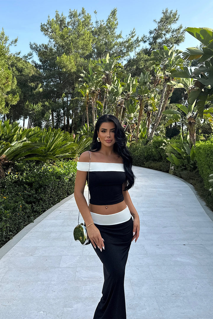 بدلة نسائية سوداء مزدوجة اللون من EYY - ساوثهافن