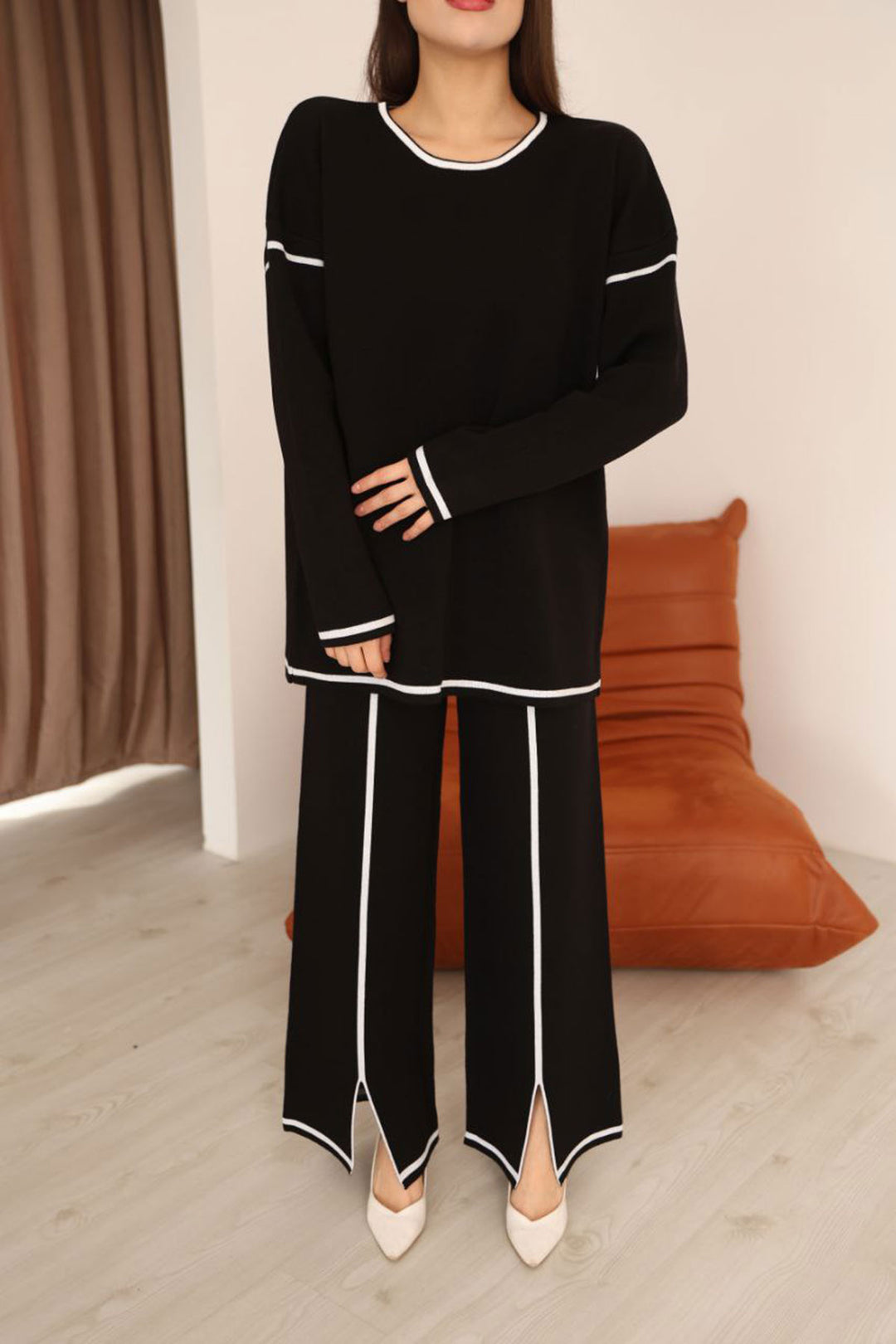 Black Striped Knit Sweater and Slit Pants Knit Set BCES-253008 - Kallithéa