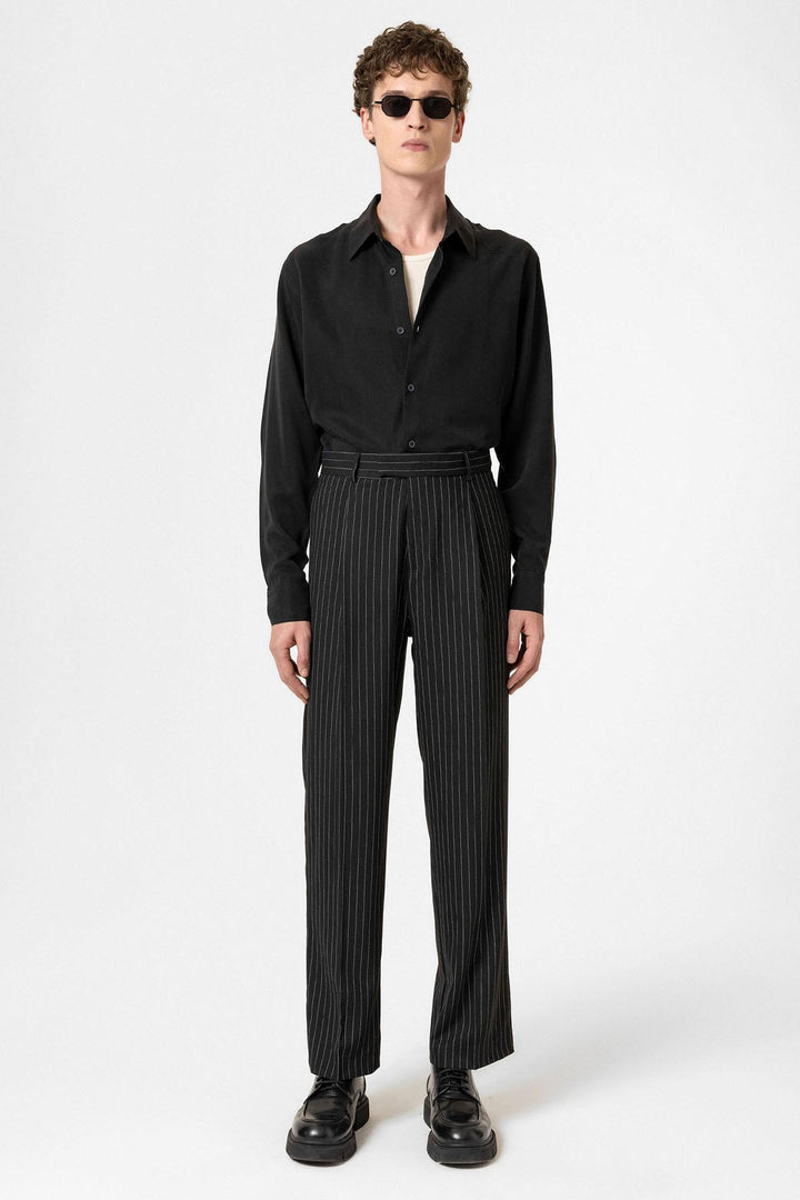 ANT Antioch Siyah Çizgili Relaxed Fit Erkek Pantolon - La Paz