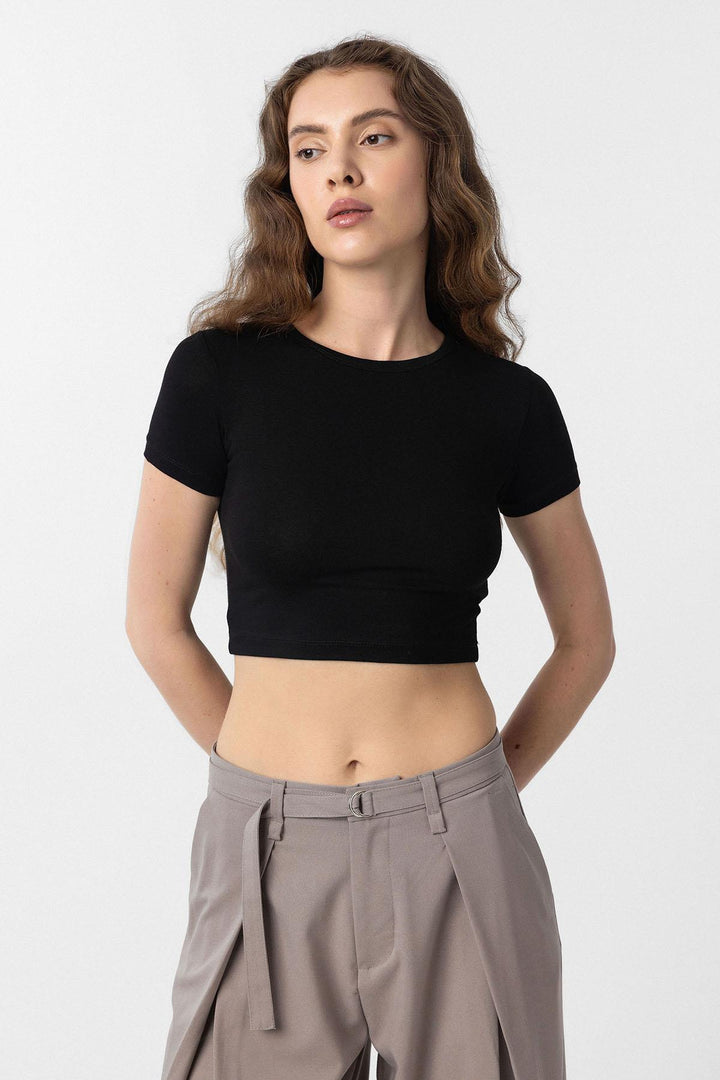 ANT Antioch Black Crop Women's T-Shirt - Lynwood