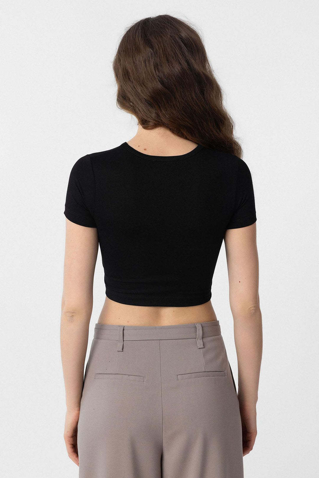 ANT Antioch Black Crop Women's T-Shirt - Lynwood