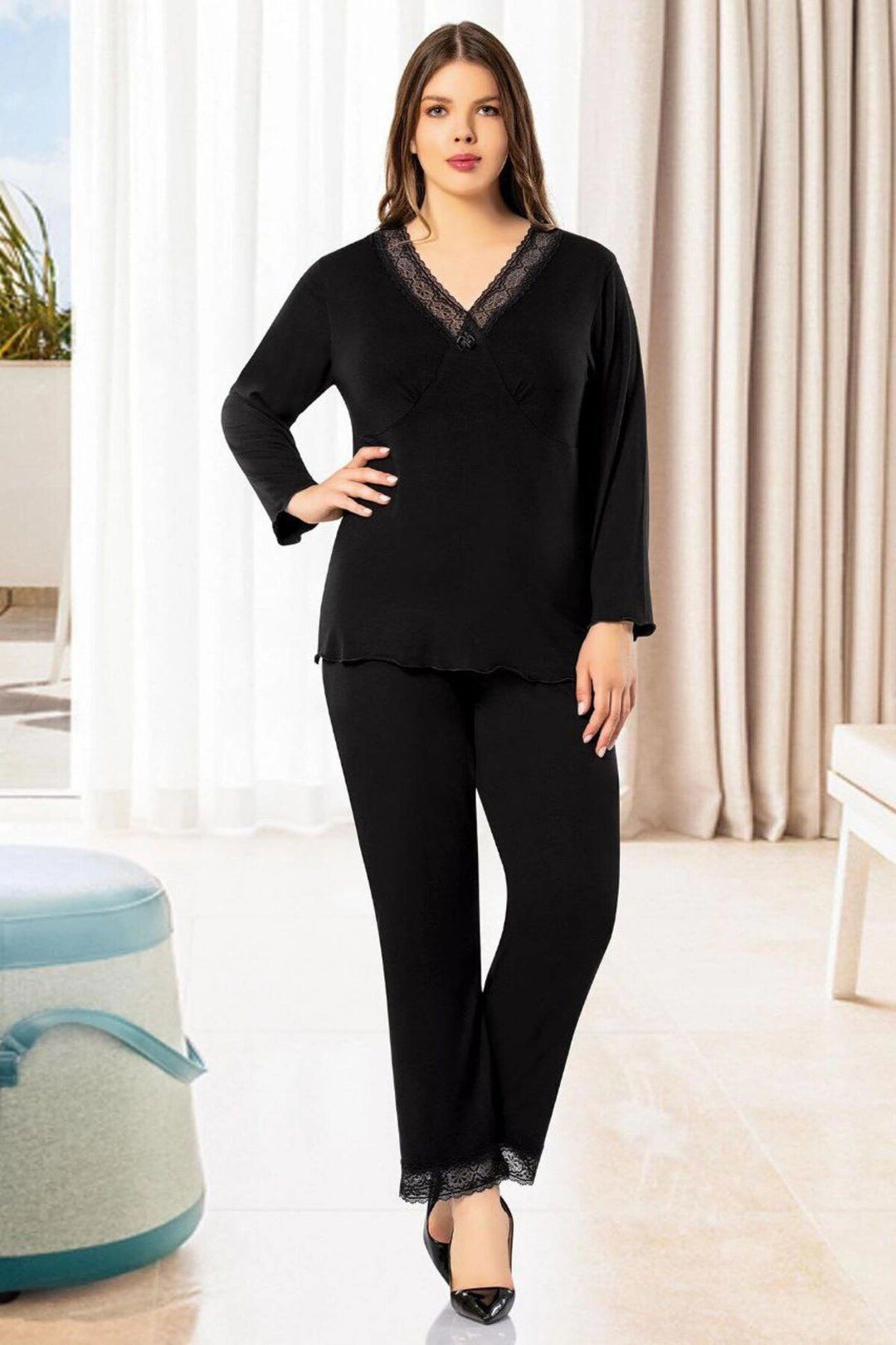 Black Pyjama Set with Lace Detail BCAN-258813FA - Avilés