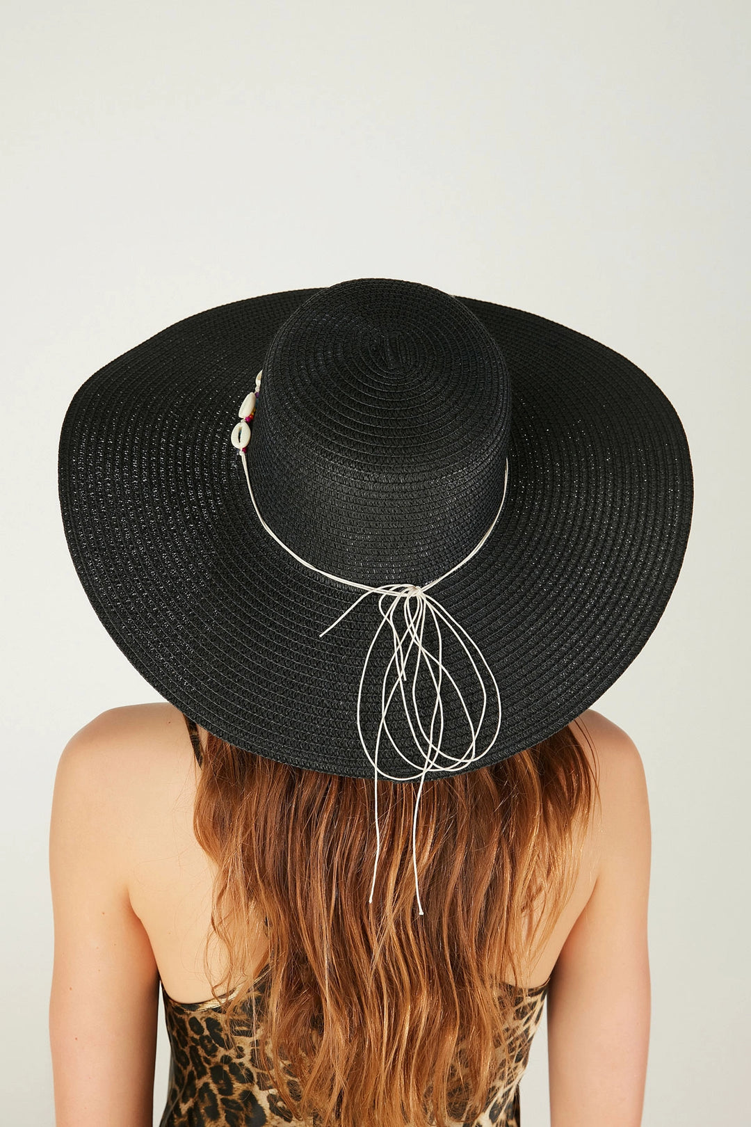 Black Seashell Wide Straw Hat BCNSV-2514232-24 - Lüneburg
