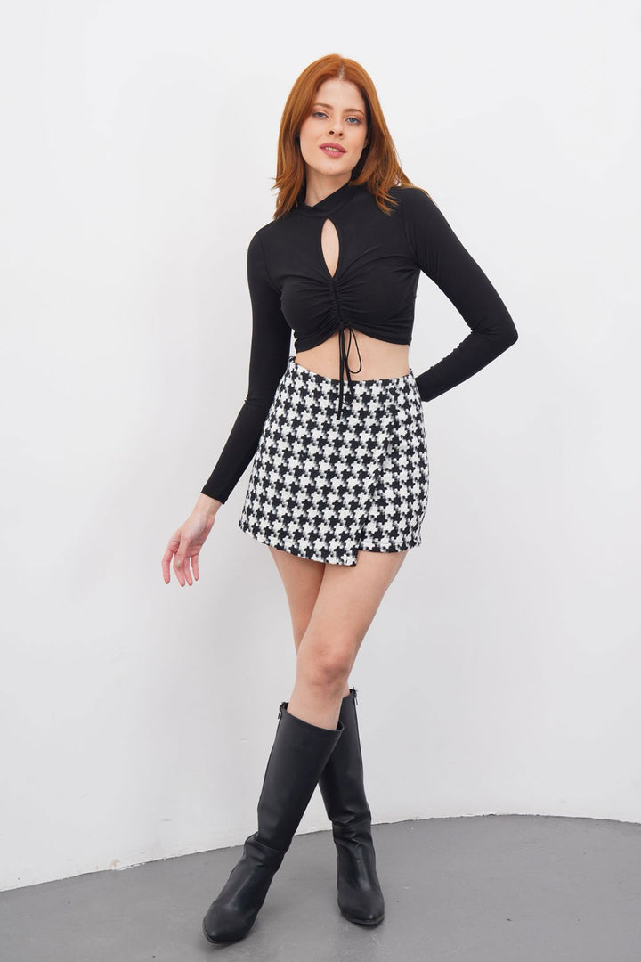 Black Patterned 2-Button Tweed Fabric Shorts Skirt BCHN-2526414 - Ágios Dimítrios