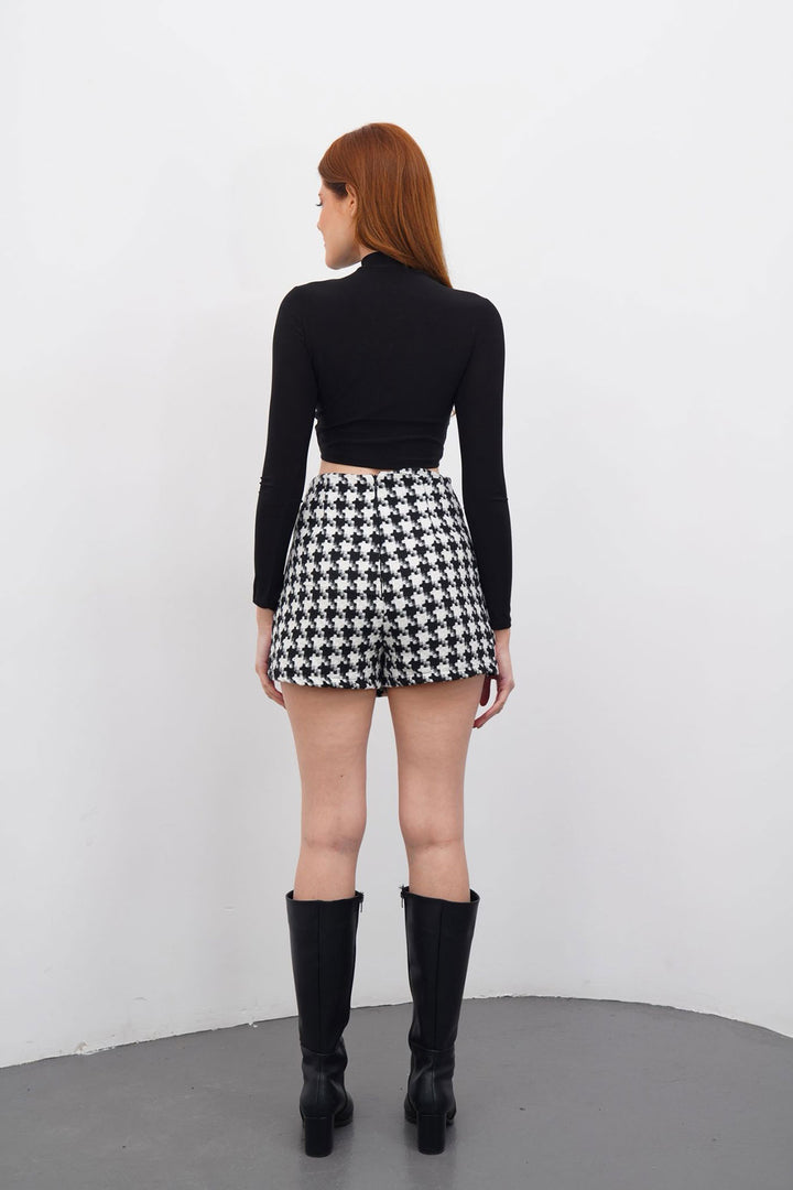 Black Patterned 2-Button Tweed Fabric Shorts Skirt BCHN-2526414 - Ágios Dimítrios
