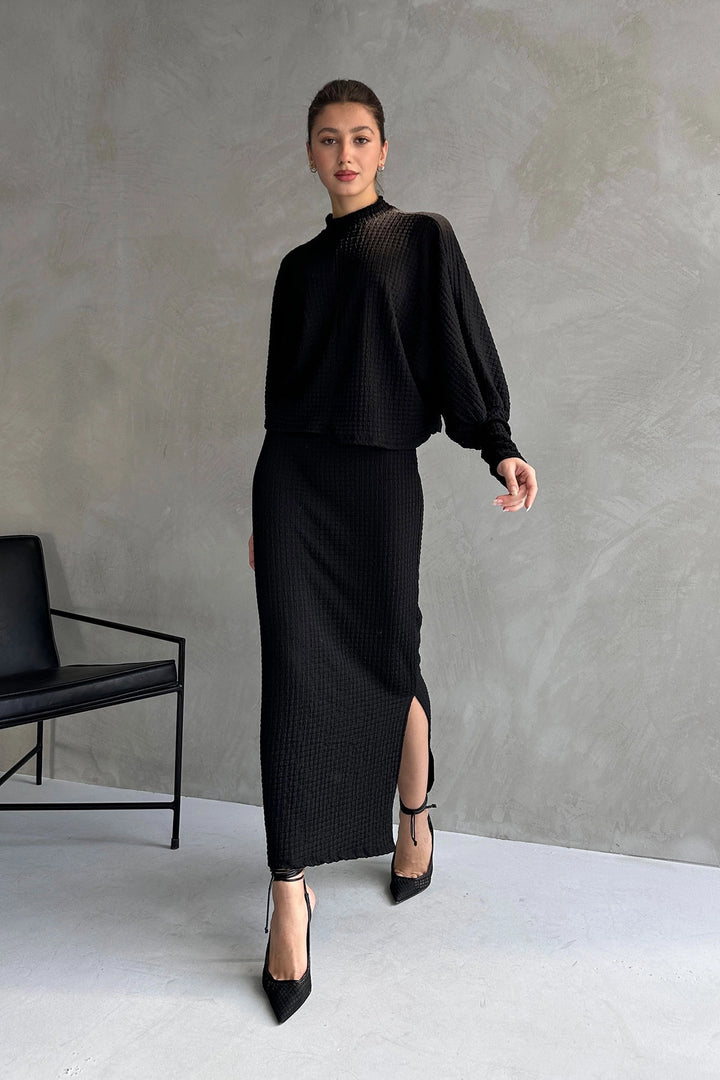 Black Pleated Slit Detailed Skirt and Blouse 2 Piece Set BCDF-242121 - Derry