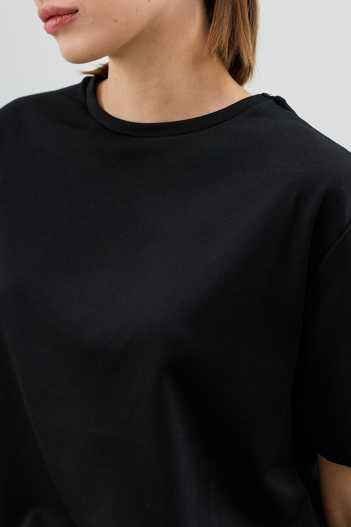 ANT Antioch Siyah Dökümlü Kadın T-Shirt - Seraing