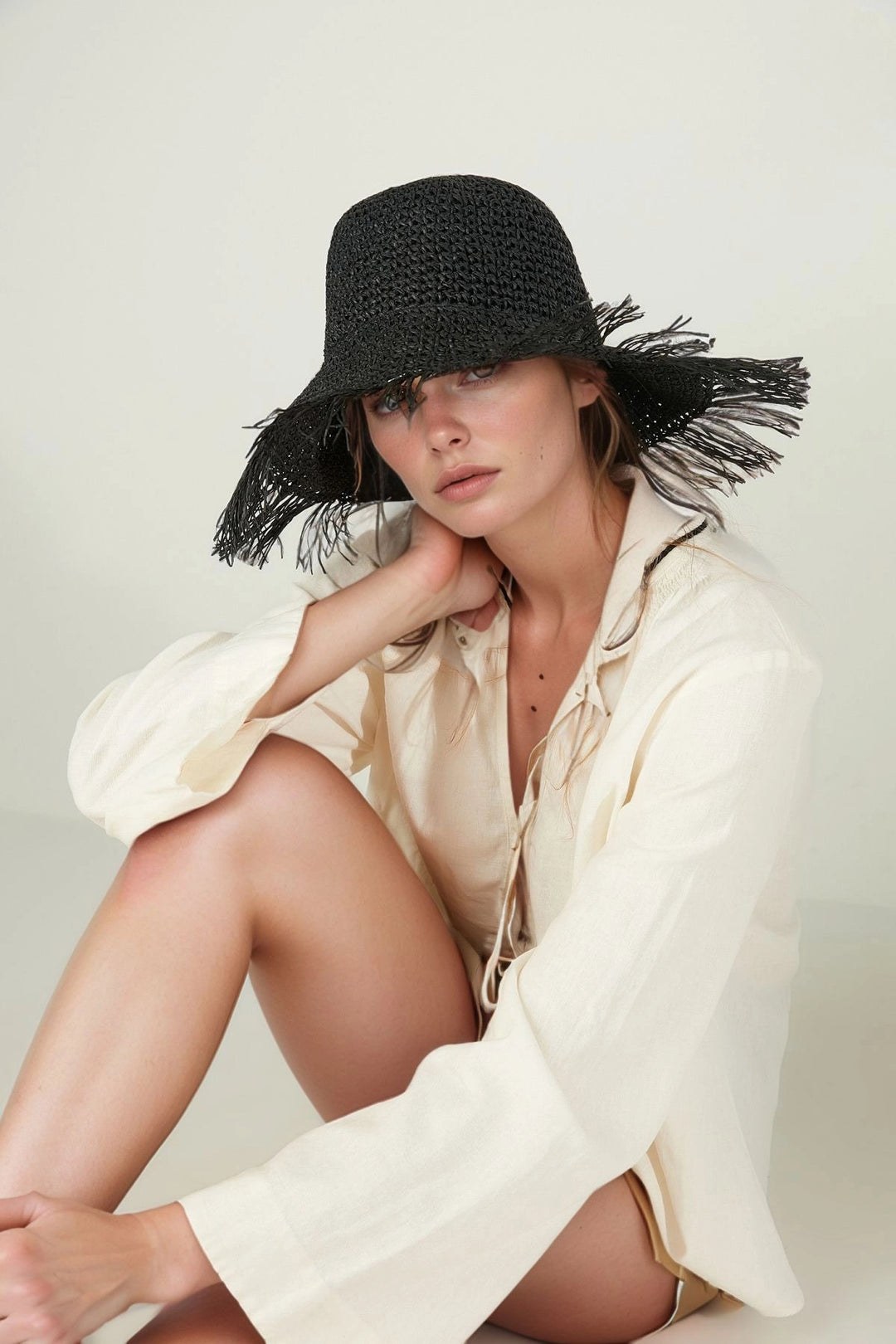Black Hand Knitted Fringed Straw Hat BCNSV-2514552 - Jiménez