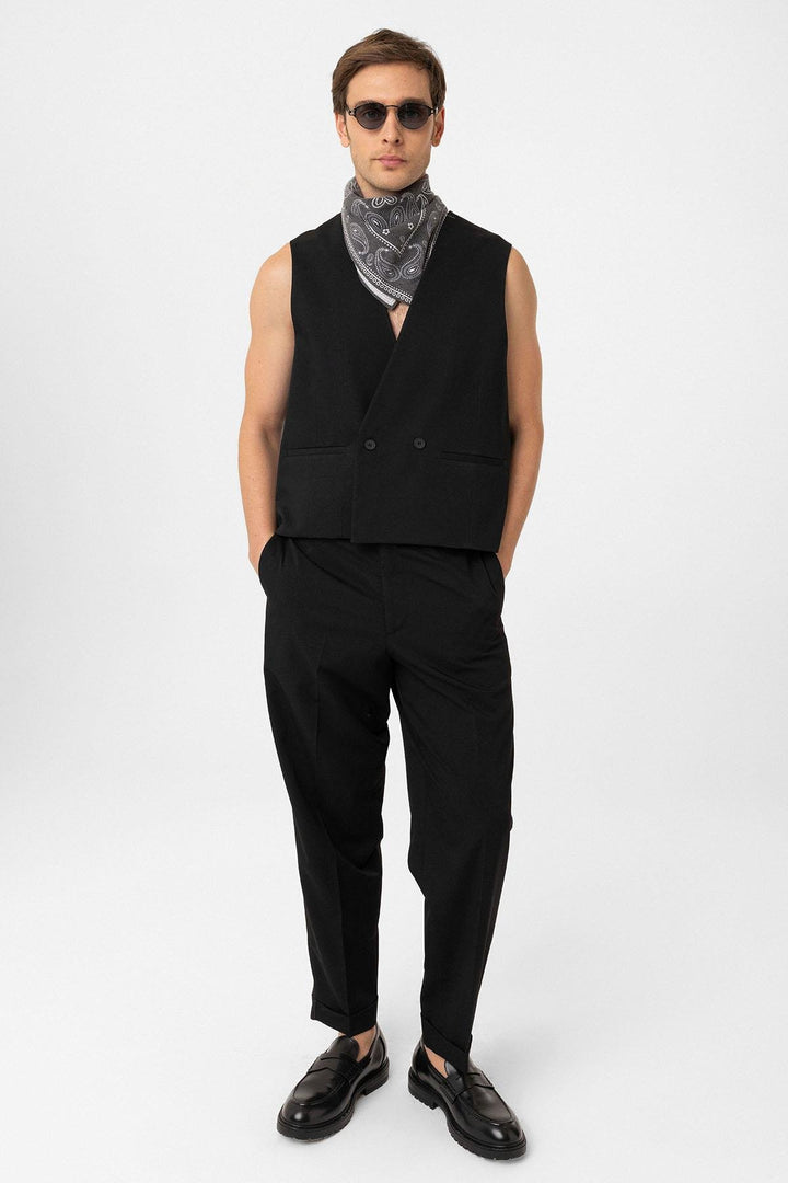 ANT Antioch Black Men's Technical Relax Fit Vest - Terre Haute