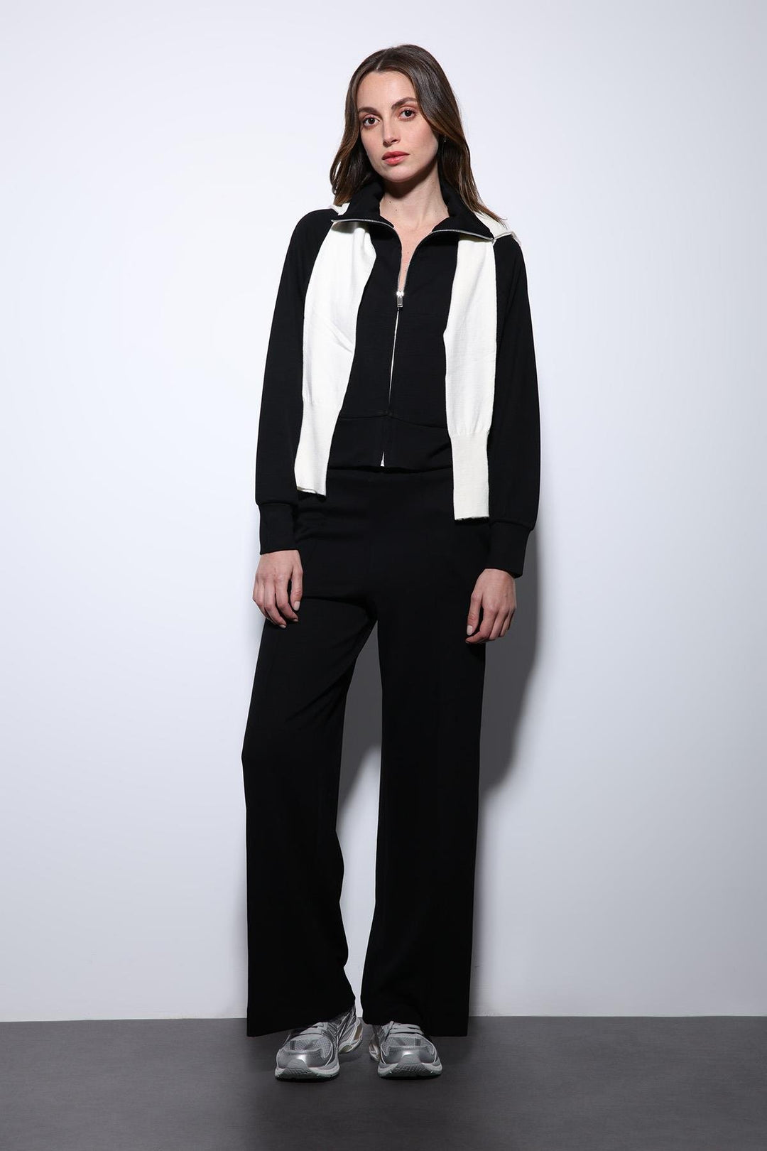 ANT Antioch Black Zippered Women's Tracksuit - Turda