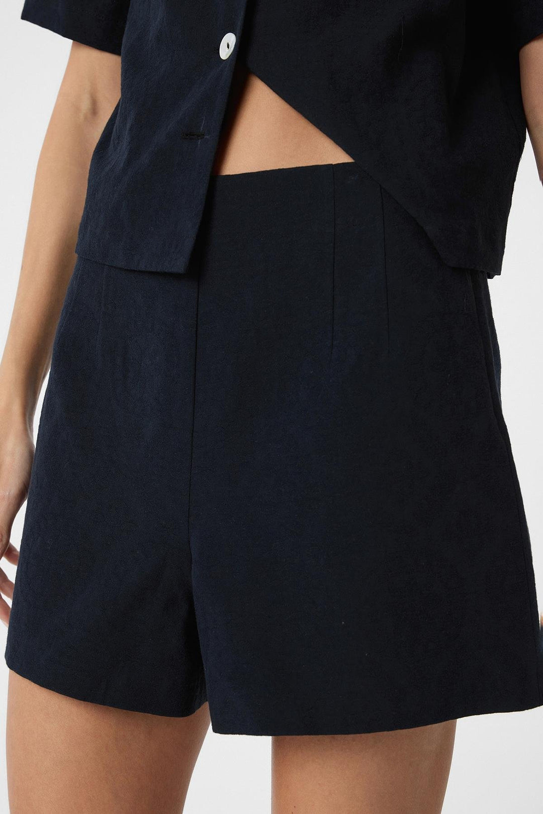 ANT Antioch Black Shirt Shorts Women's Set - Coevorden