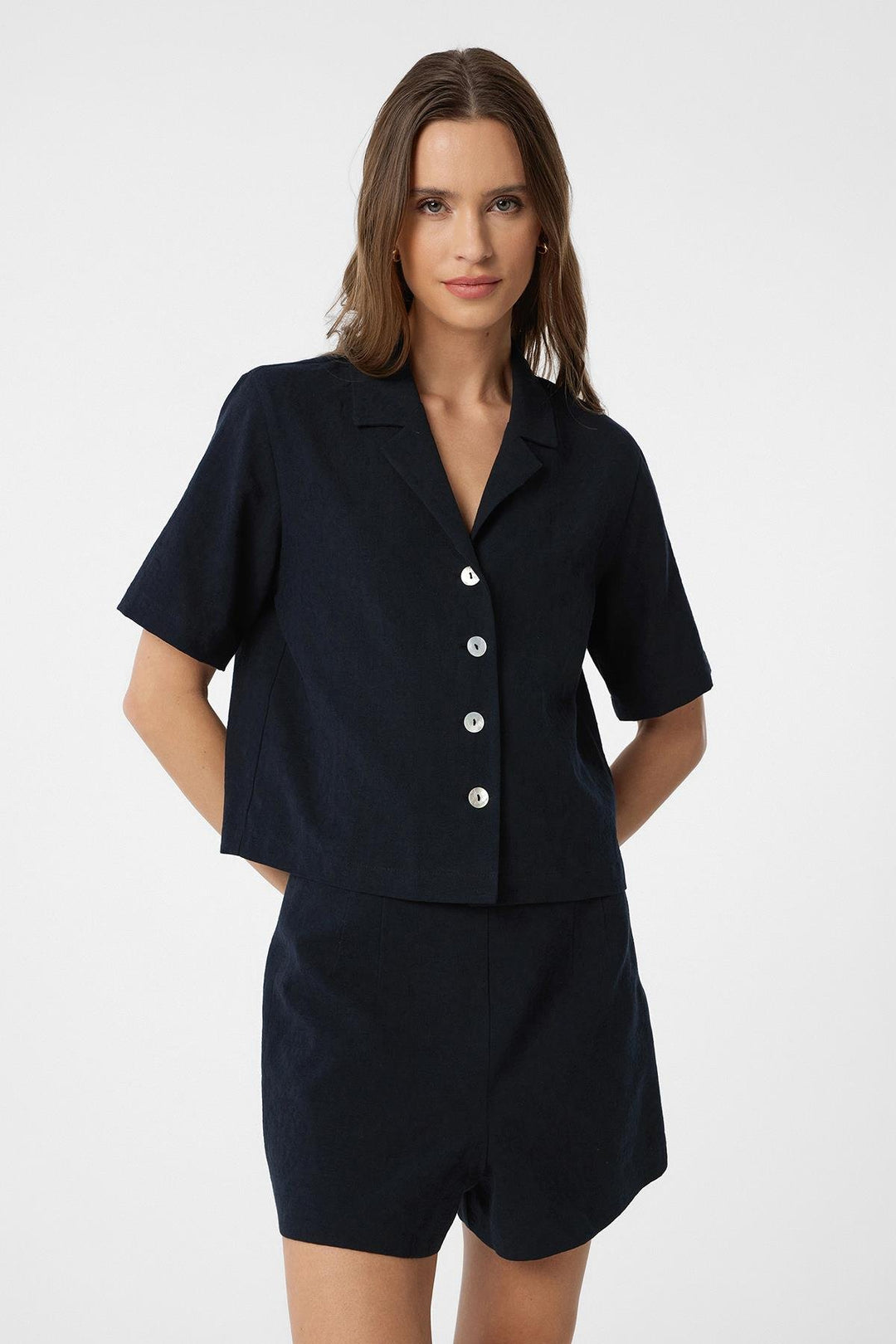 ANT Antioch Black Shirt Shorts Women's Set - Coevorden