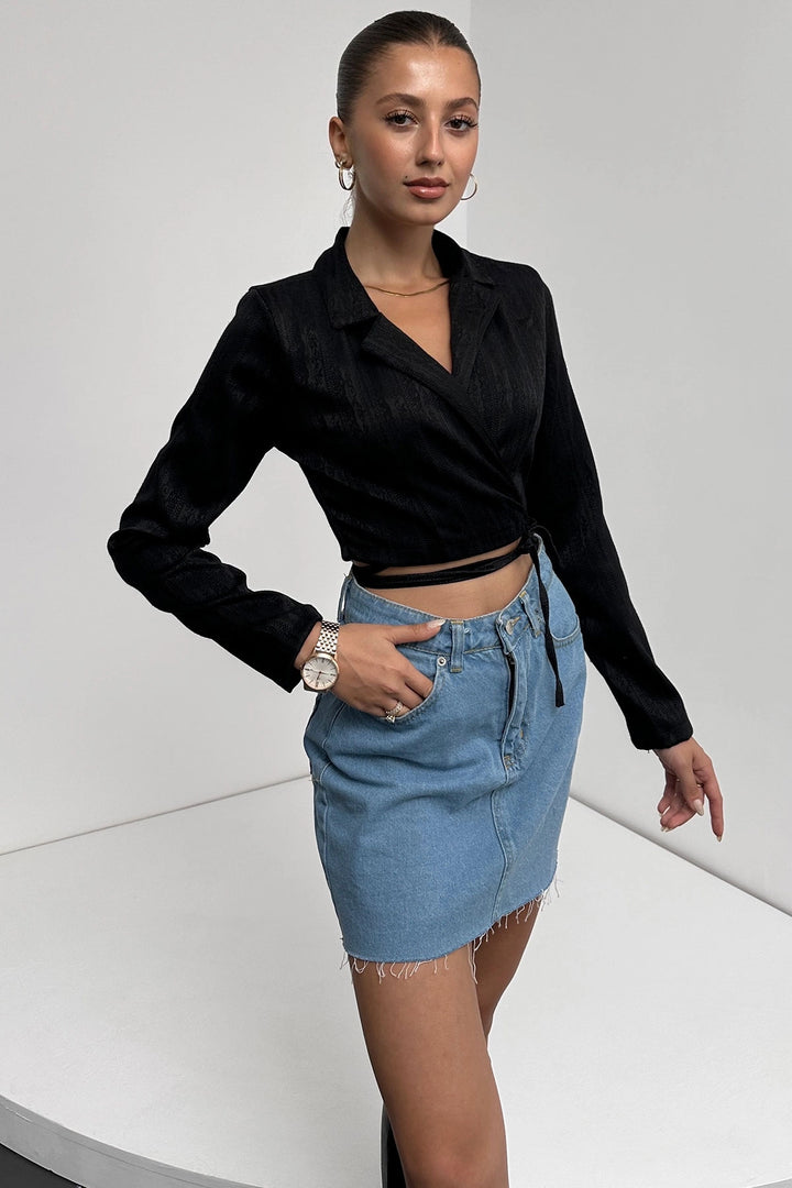 Black Shirt Collar Tied Crop Blouse BCDF-242109 - Renton