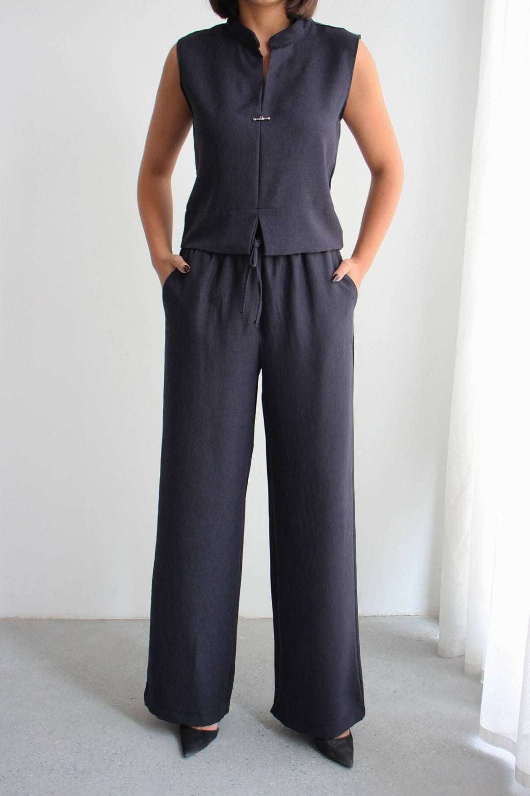 Siyah Hakim Yaka Bluz Ve Beli Lastikli Dokuma Pantolon Alt Üst Takım BCHN-2626821 - Perth