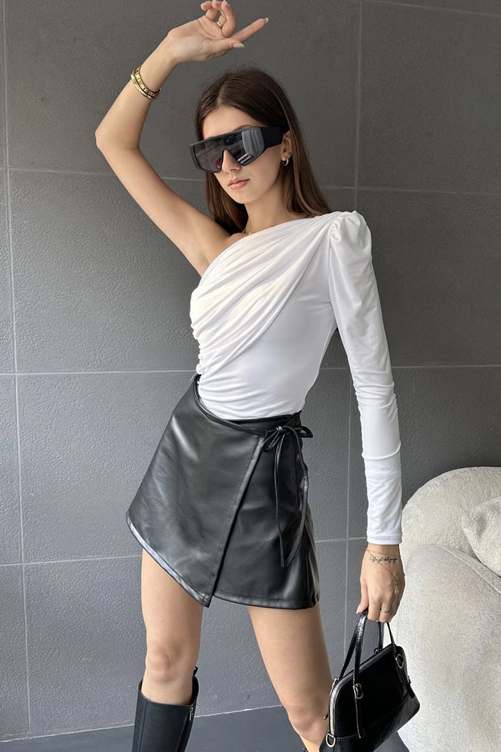 Black Leather Shorts Skirt with Tie String BCDF-243501 - Erkrath