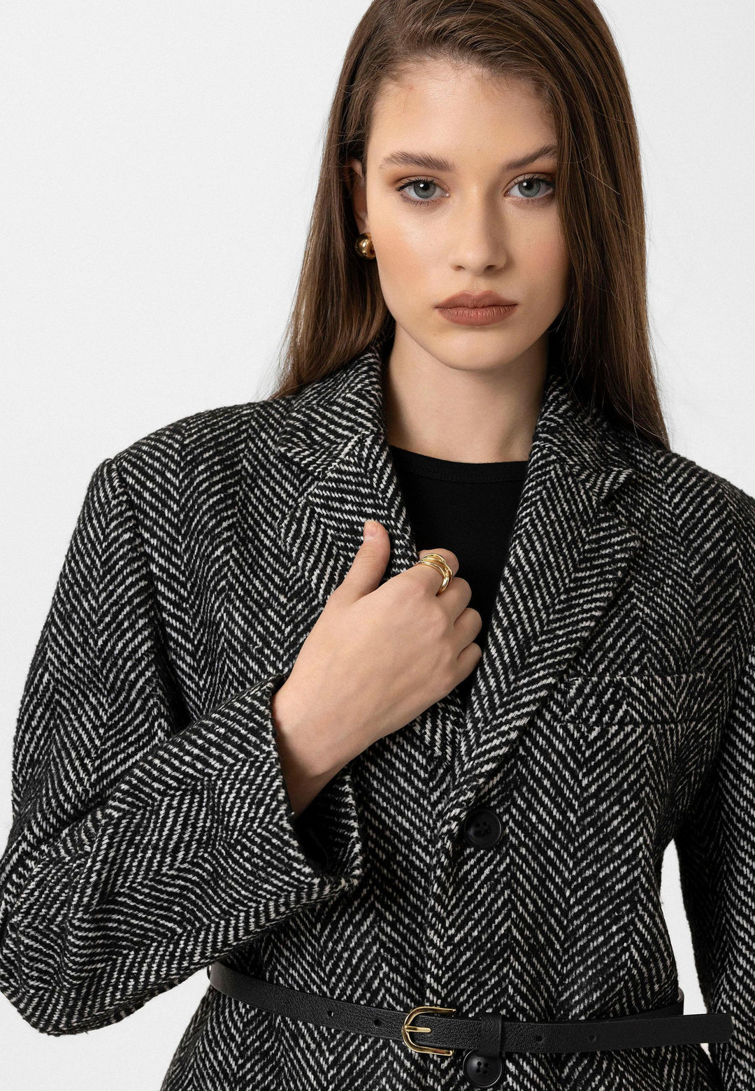 ANT Antioch Black Woman Herringbone Patterned Blazer Jacket - Abertawe