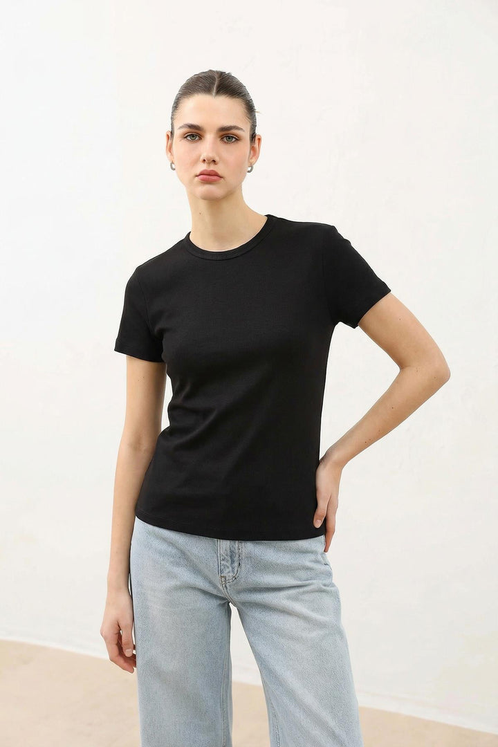 ANT Antioch Siyah Kadın Basic T-Shirt - Colmenar Viejo